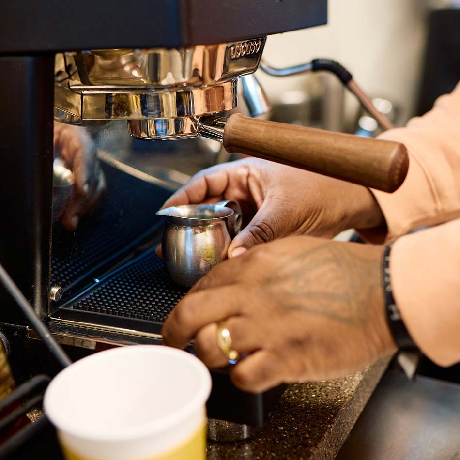 Mezzo_HappyHomeCoffee-Espresso